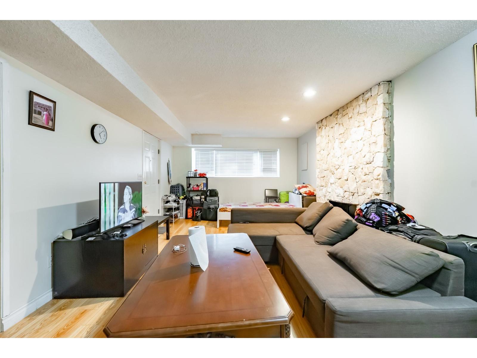 10216 142a Street, Surrey, British Columbia  V3T 4Z7 - Photo 6 - R3115663