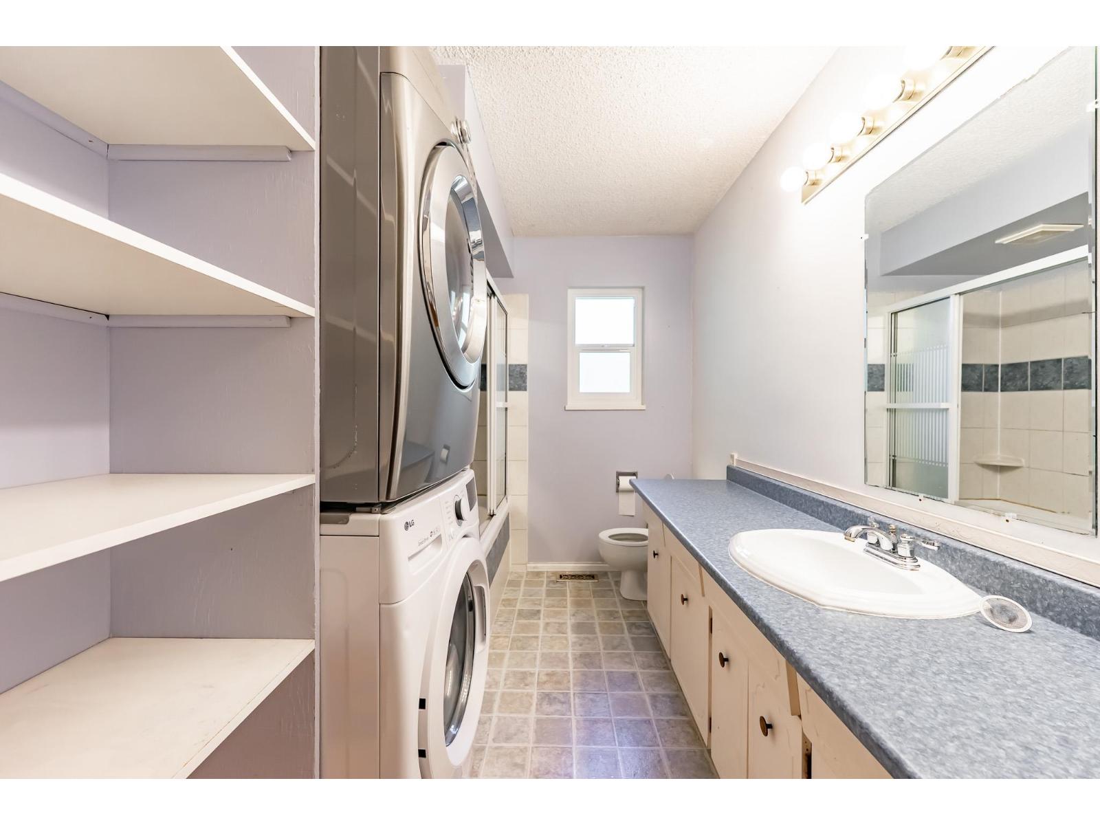 10216 142a Street, Surrey, British Columbia  V3T 4Z7 - Photo 11 - R3115663