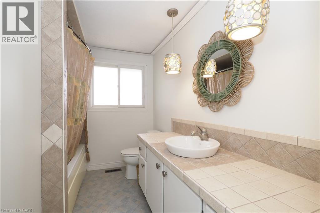 15 Mockingbird Drive, Elmira, Ontario  N3B 1S9 - Photo 25 - 40819646