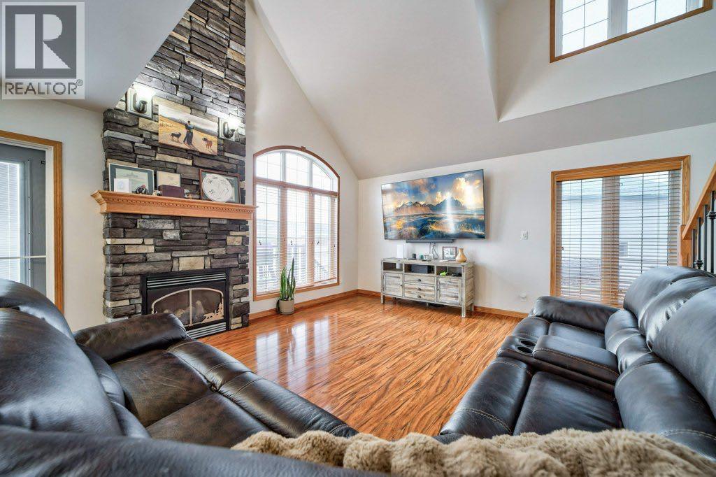 2222 Twp Rd 7-5, Lundbreck, Alberta  T0K 0H0 - Photo 11 - A2290998