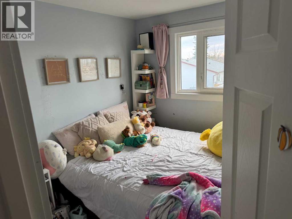 371 Falshire Drive Ne, Calgary, Alberta  T3J 1T8 - Photo 11 - A2302941