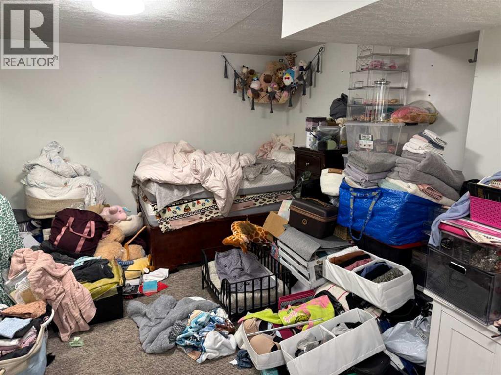 371 Falshire Drive Ne, Calgary, Alberta  T3J 1T8 - Photo 13 - A2302941