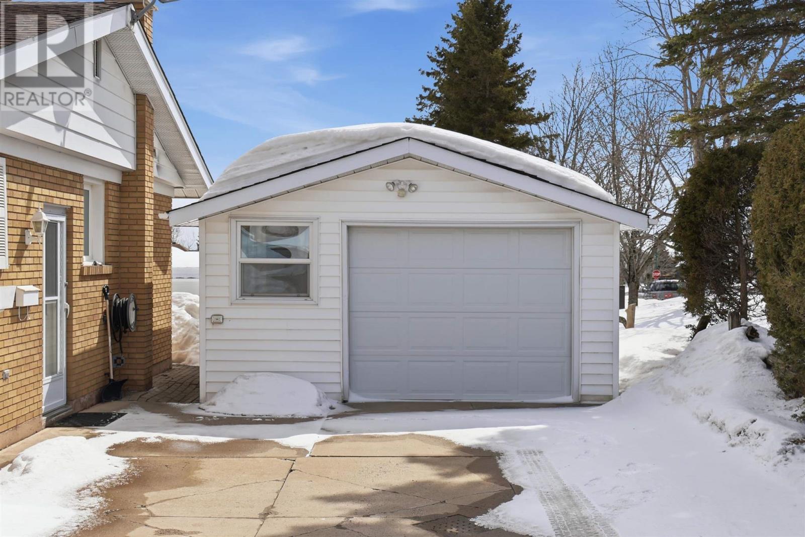 409 Old Garden River Rd, Sault Ste. Marie, Ontario  P6B 5A7 - Photo 3 - SM260786