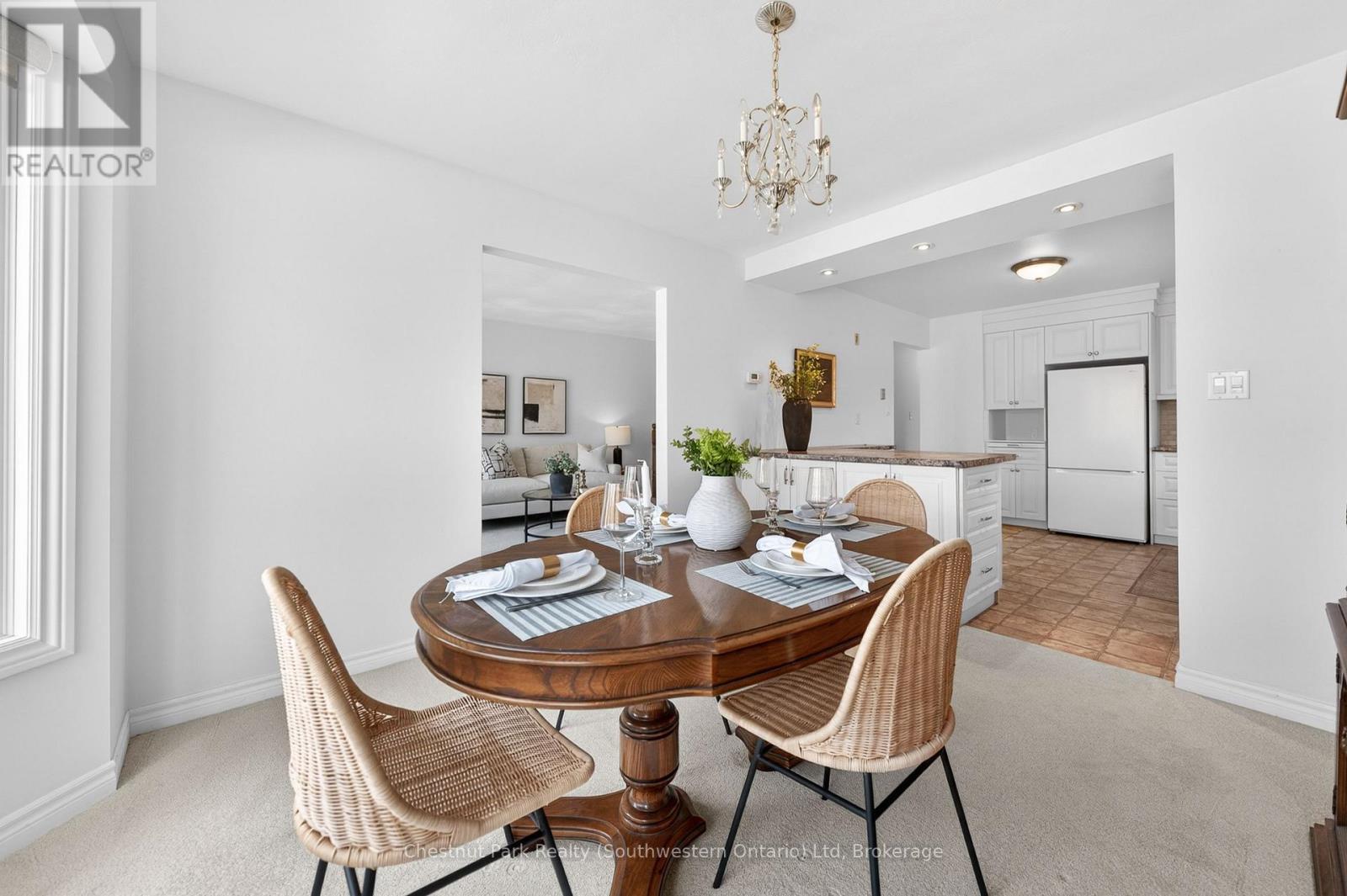 157 Oriole Parkway W, Woolwich, Ontario  N3B 1C6 - Photo 12 - X13049524