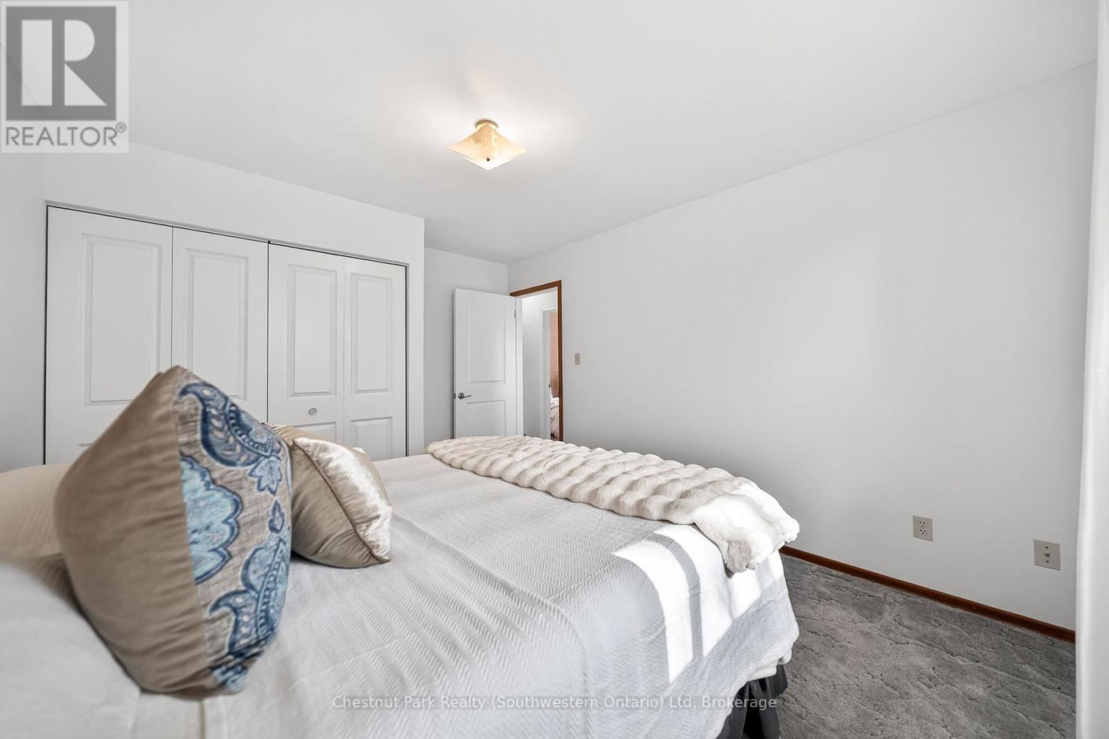 157 Oriole Parkway W, Woolwich, Ontario  N3B 1C6 - Photo 22 - X13049524