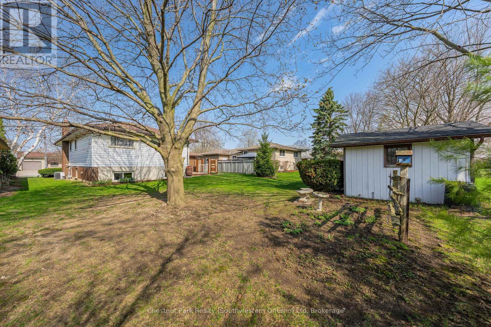 157 Oriole Parkway W, Woolwich, Ontario  N3B 1C6 - Photo 45 - X13049524