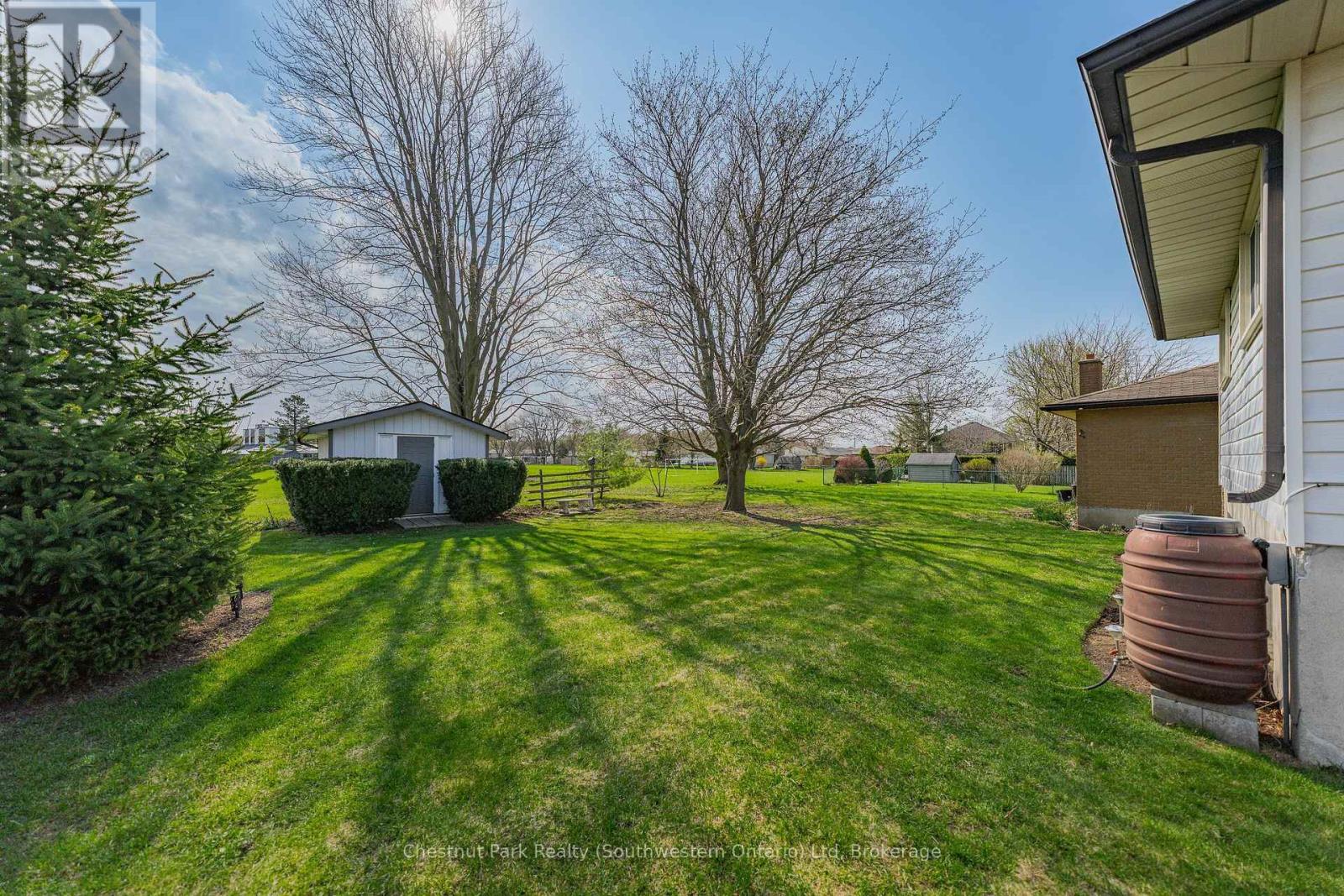 157 Oriole Parkway W, Woolwich, Ontario  N3B 1C6 - Photo 47 - X13049524