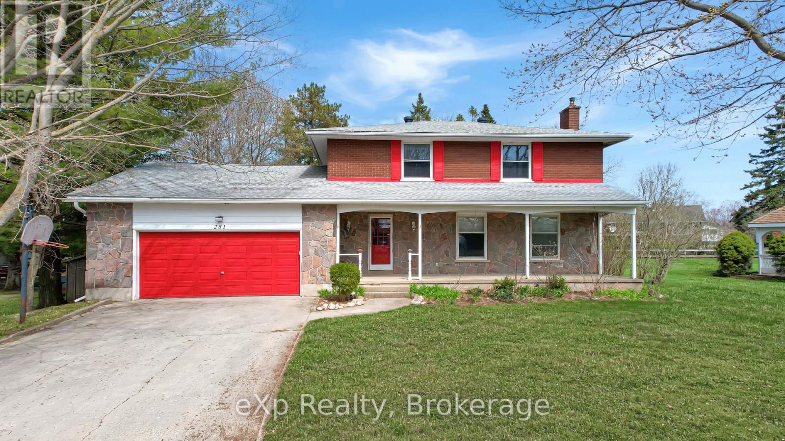 251 4th Avenue, Hanover, Ontario  N4N 2B6 - Photo 2 - X13049536