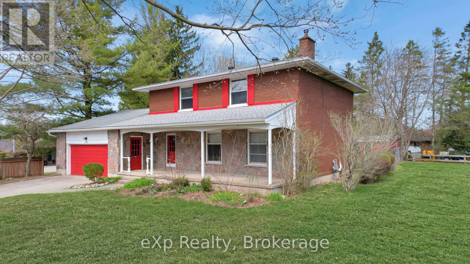 251 4th Avenue, Hanover, Ontario  N4N 2B6 - Photo 3 - X13049536