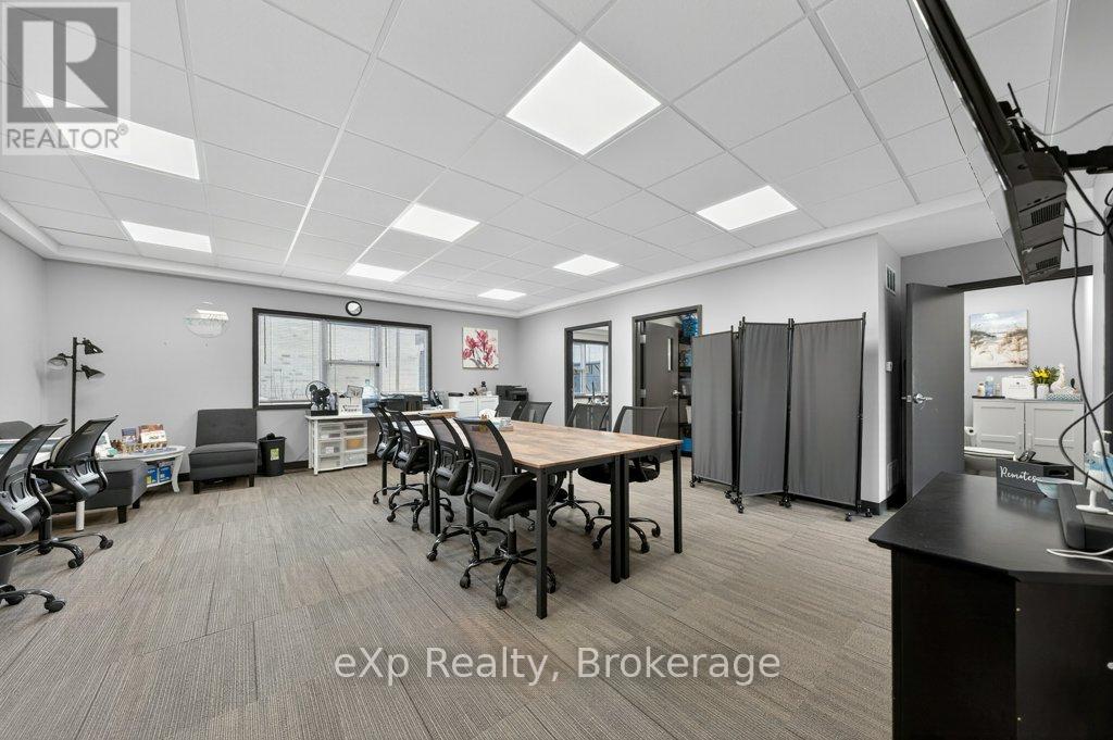 A - 37 Empire Street, Guelph, Ontario  N1E 2Y4 - Photo 4 - X13049568