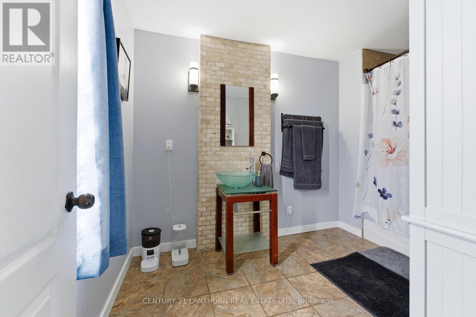 29 Valleyview Crescent, Belleville, Ontario  K8P 3E9 - Photo 10 - X13049542