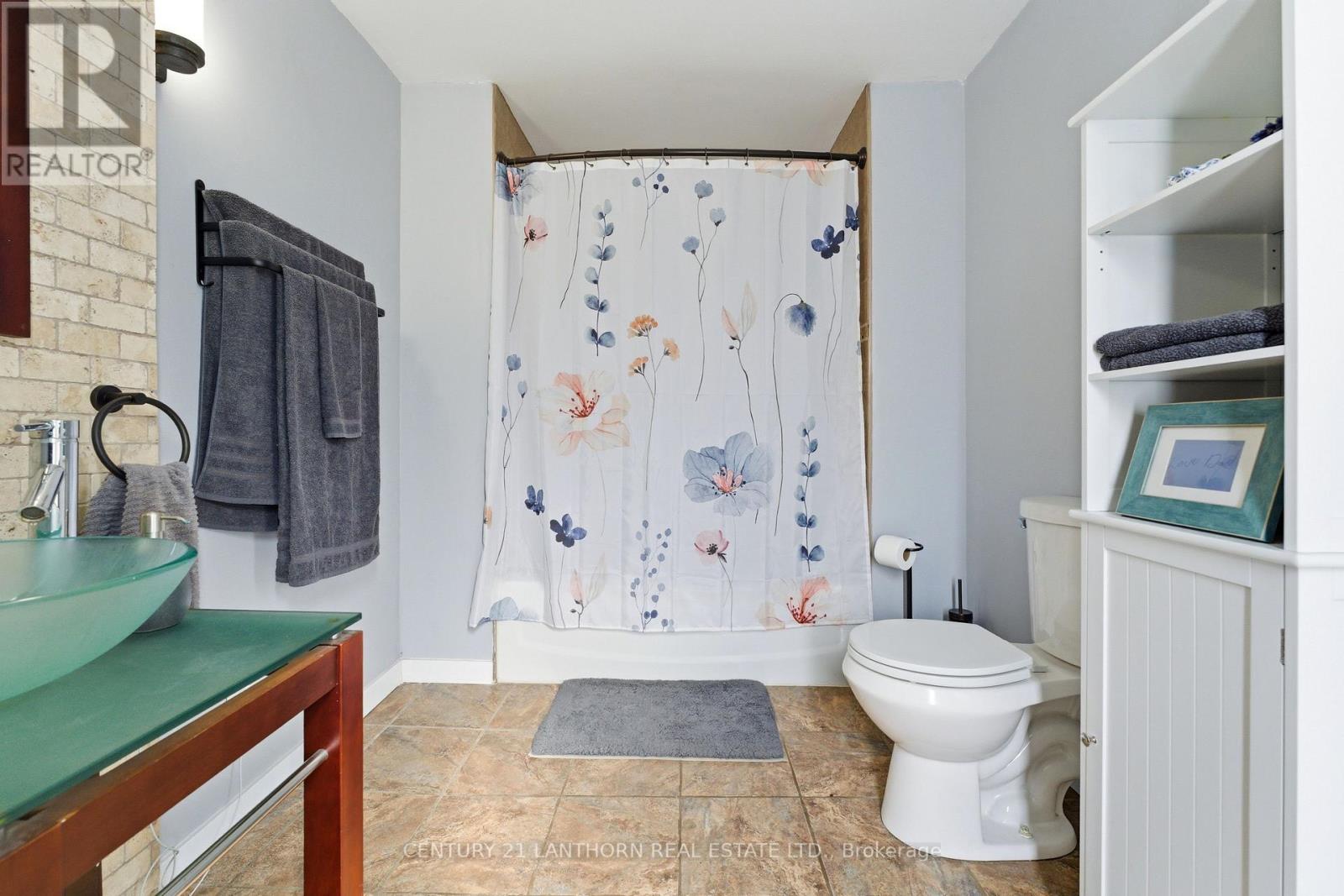 29 Valleyview Crescent, Belleville, Ontario  K8P 3E9 - Photo 11 - X13049542