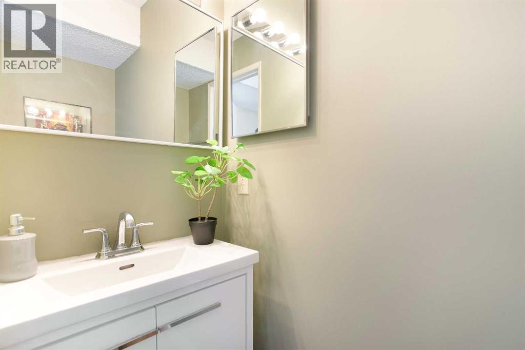 73, 23 Glamis Drive Sw, Calgary, Alberta  T3E 6S3 - Photo 25 - A2296259