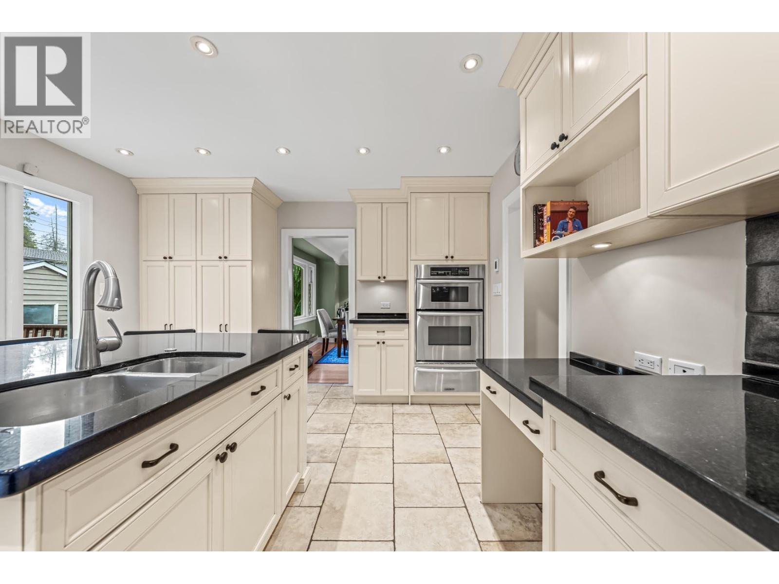 5790 Alma Street, Vancouver, British Columbia  V6N 1Y4 - Photo 13 - R3107383