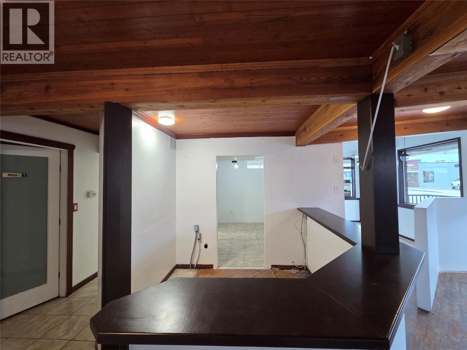 6037 Main Street, Oliver, British Columbia  V0H 1T0 - Photo 11 - 10371851