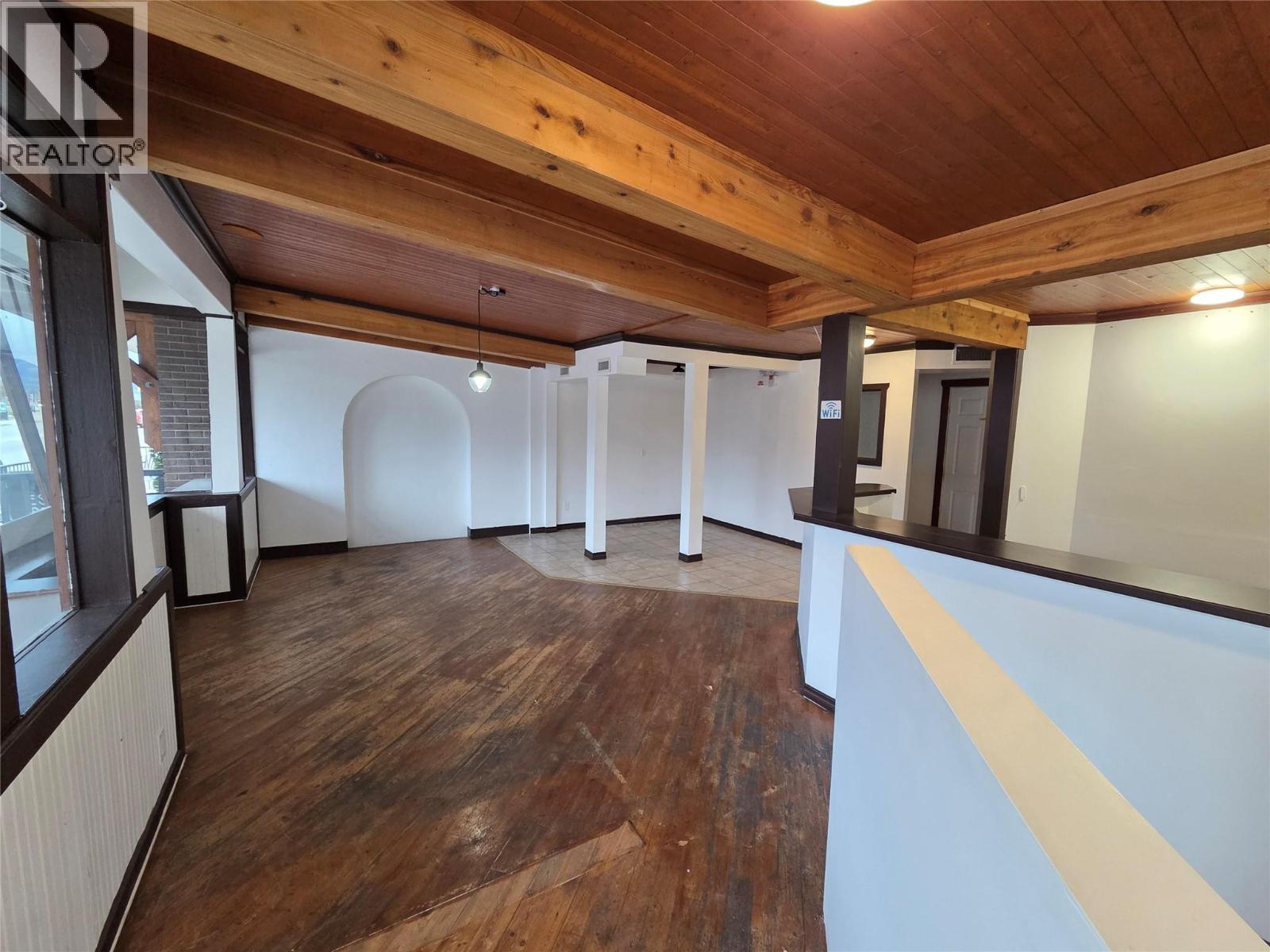 6037 Main Street, Oliver, British Columbia  V0H 1T0 - Photo 3 - 10371851