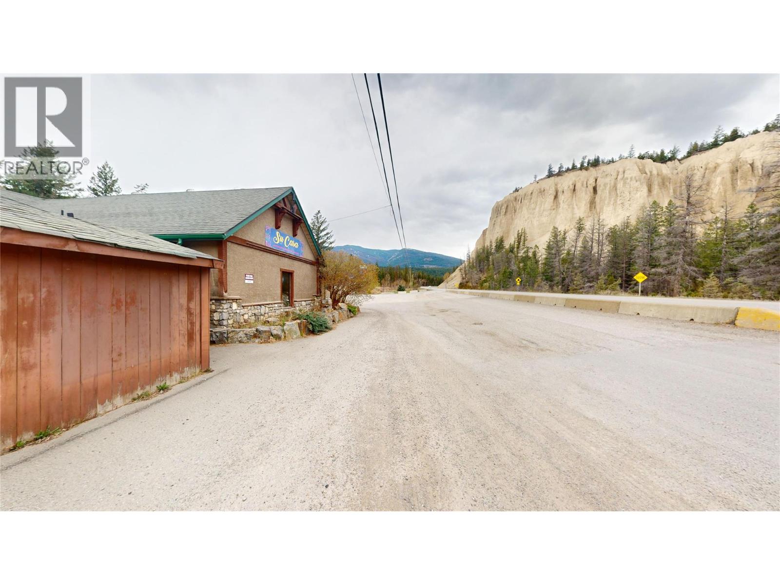 5388 93/95 Highway, Fairmont Hot Springs, British Columbia  V0A 1K4 - Photo 46 - 10384032