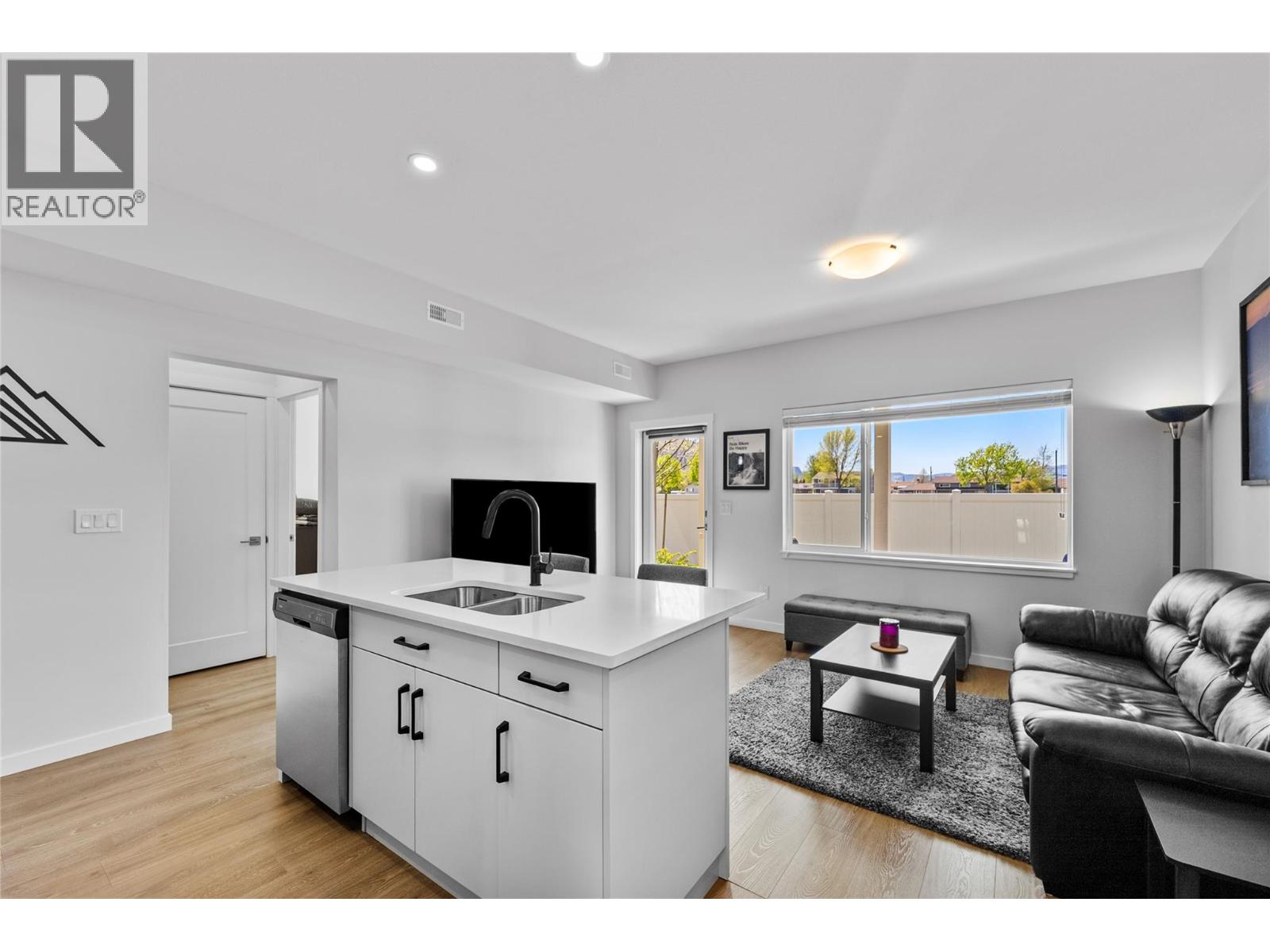 2925 Westsyde Road Unit# 109, Kamloops, British Columbia  V2B 0J8 - Photo 6 - 10384942