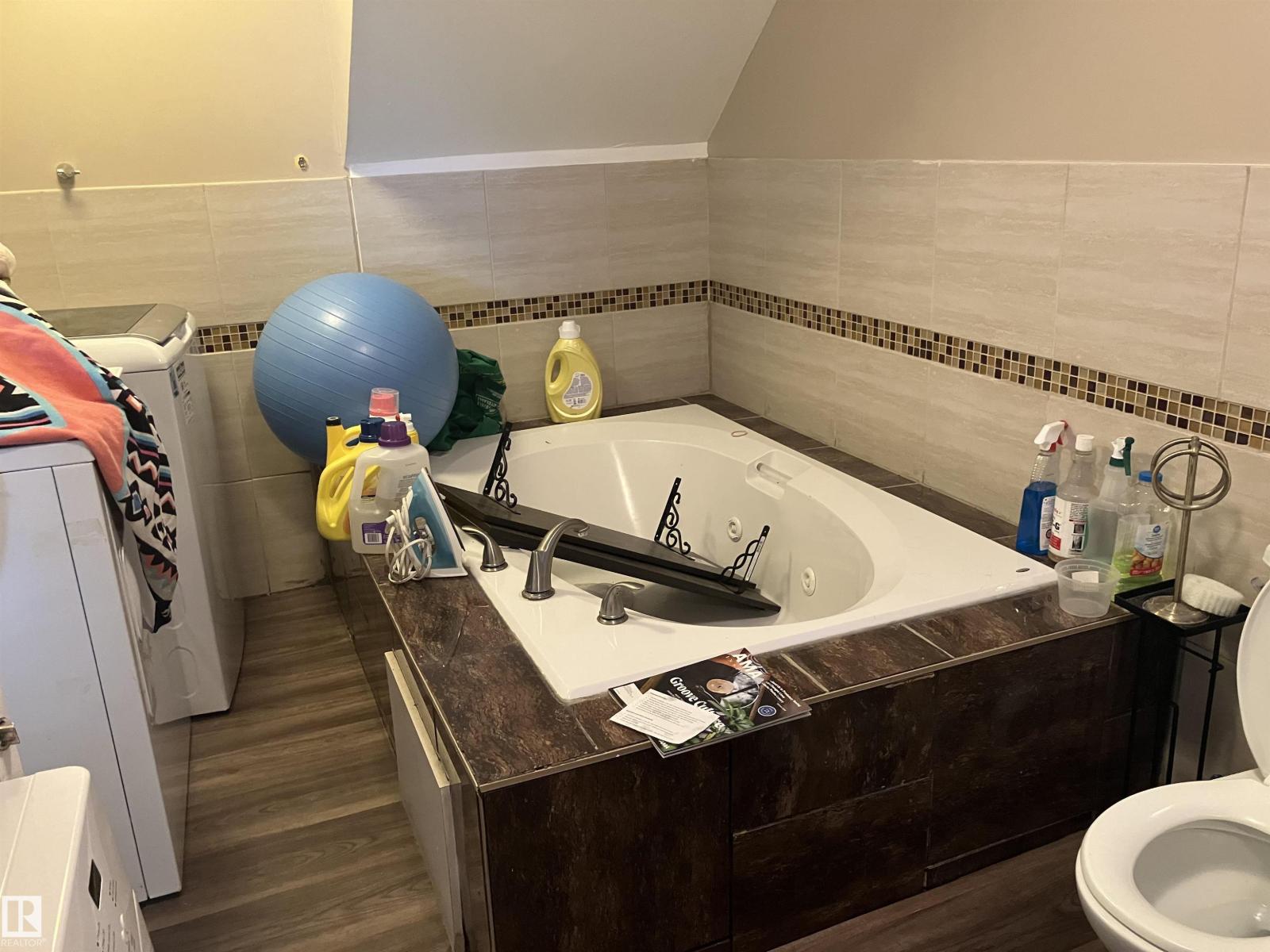 11724 88 Street Nw, Edmonton, Alberta  T5B 3R7 - Photo 16 - E4484381