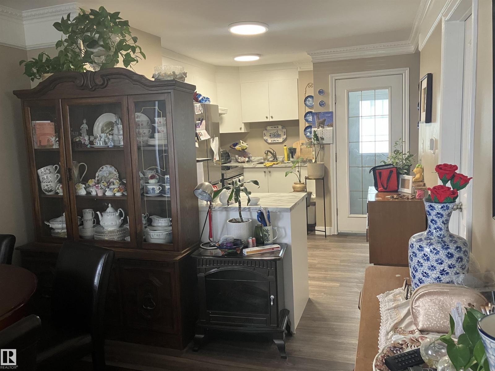 11724 88 Street Nw, Edmonton, Alberta  T5B 3R7 - Photo 9 - E4484381