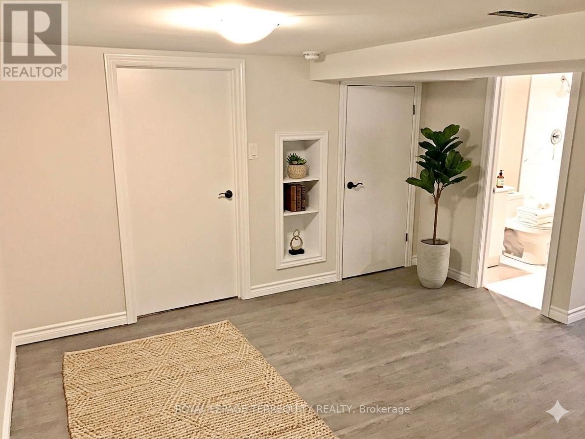 Unknown Address, ,    - Photo 3 - E13049470