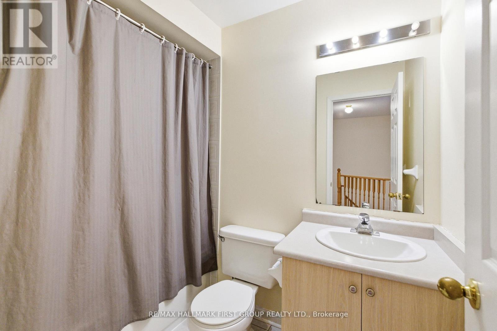 32 Samandria Avenue, Whitby, Ontario  L1R 2Z7 - Photo 17 - E13049484