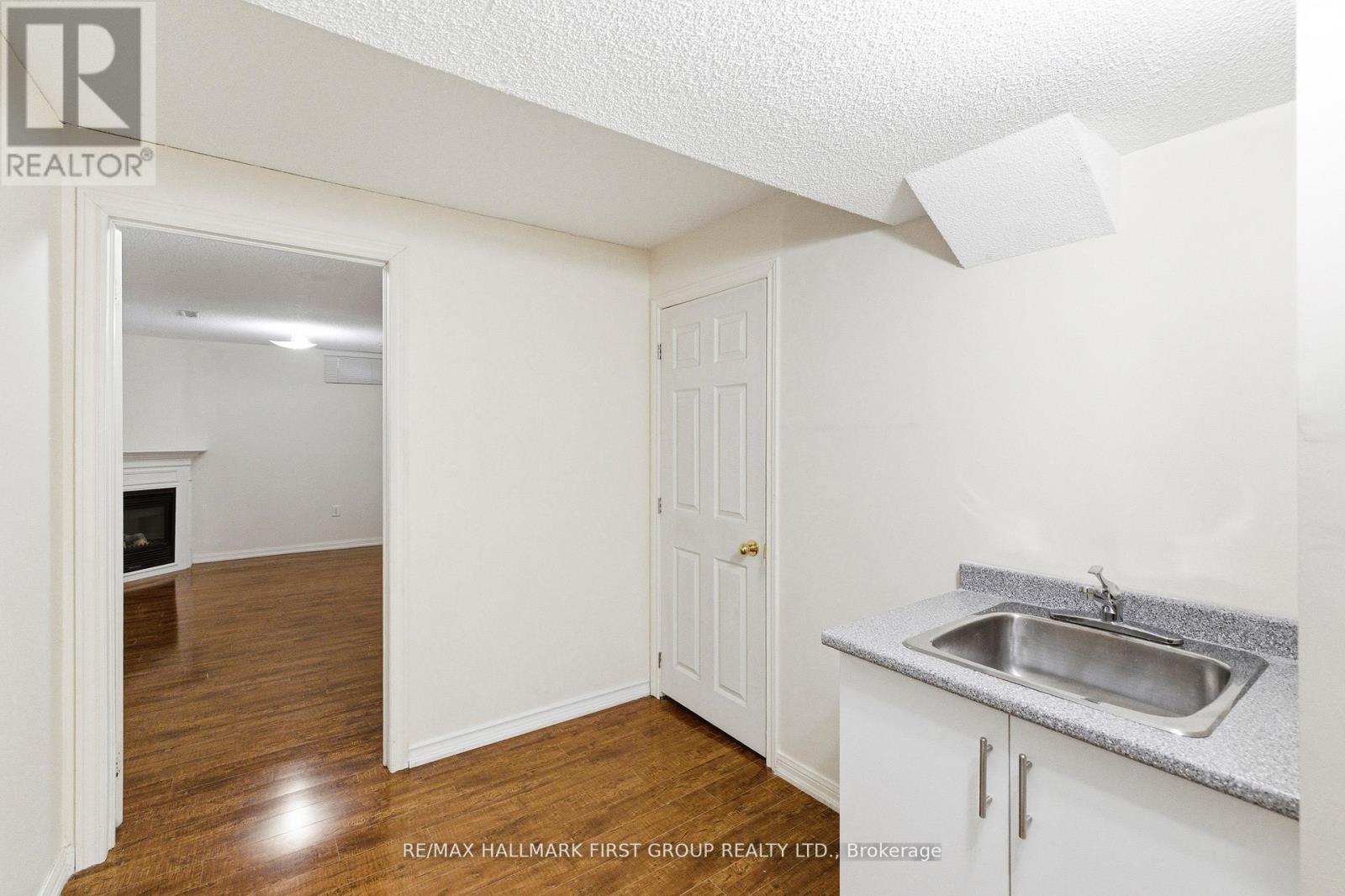 32 Samandria Avenue, Whitby, Ontario  L1R 2Z7 - Photo 19 - E13049484