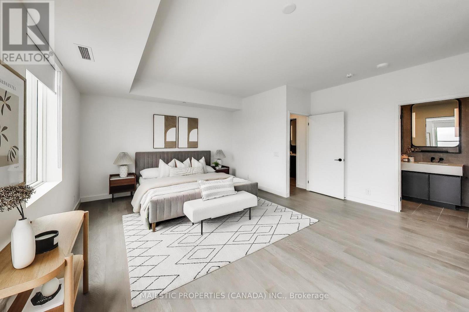 1304 - 1050 Eastern Avenue, Toronto, Ontario  M4L 0B7 - Photo 13 - E13049574