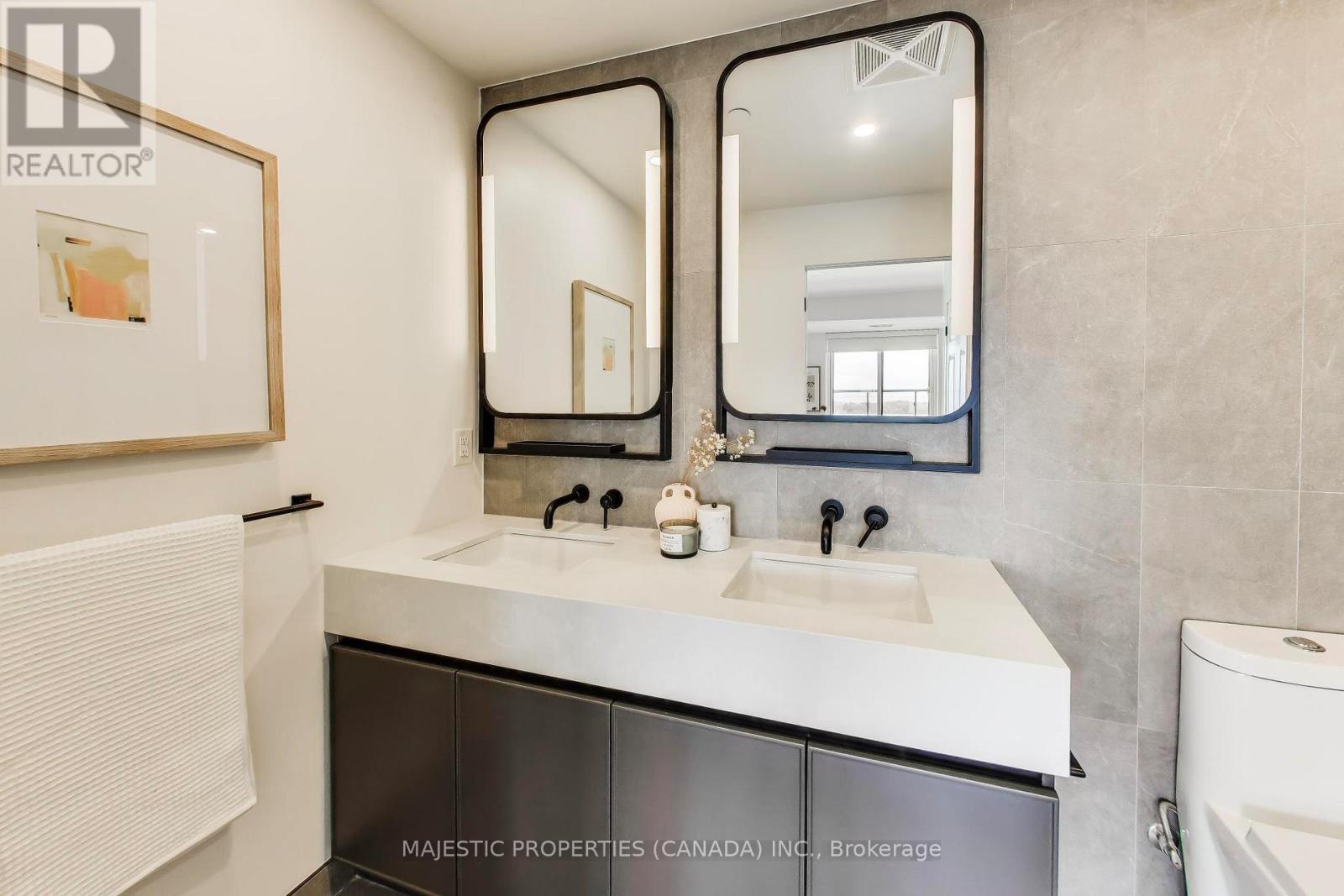 1304 - 1050 Eastern Avenue, Toronto, Ontario  M4L 0B7 - Photo 15 - E13049574