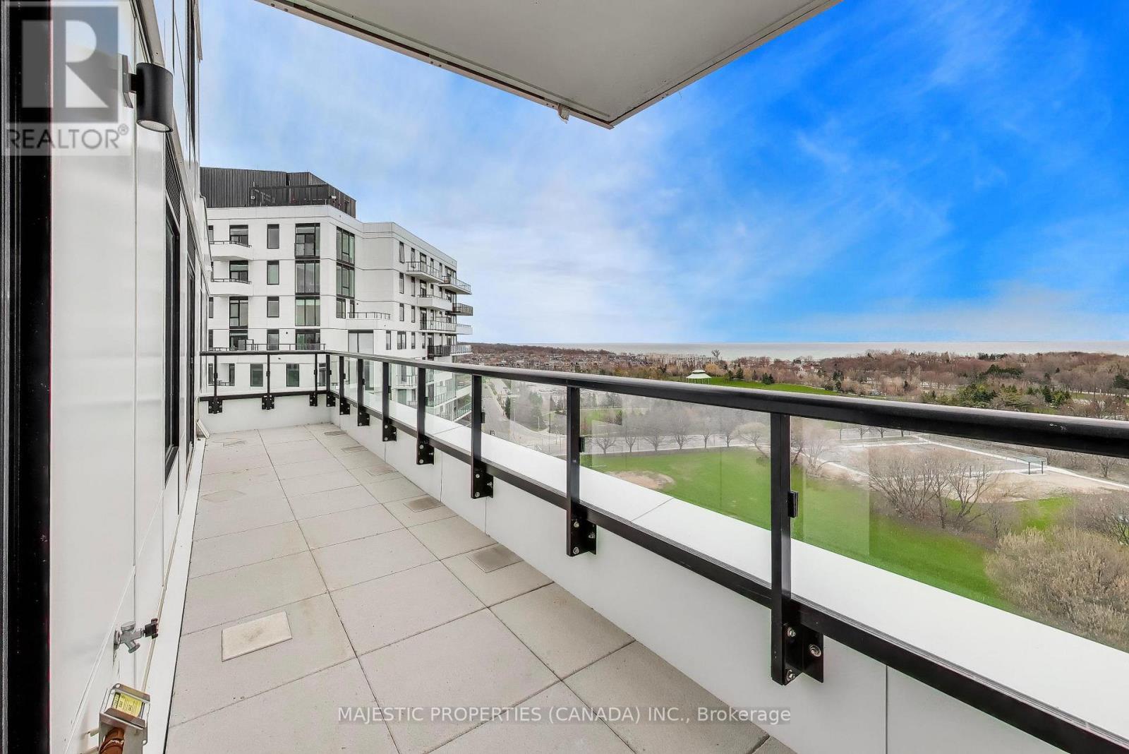 1304 - 1050 Eastern Avenue, Toronto, Ontario  M4L 0B7 - Photo 25 - E13049574