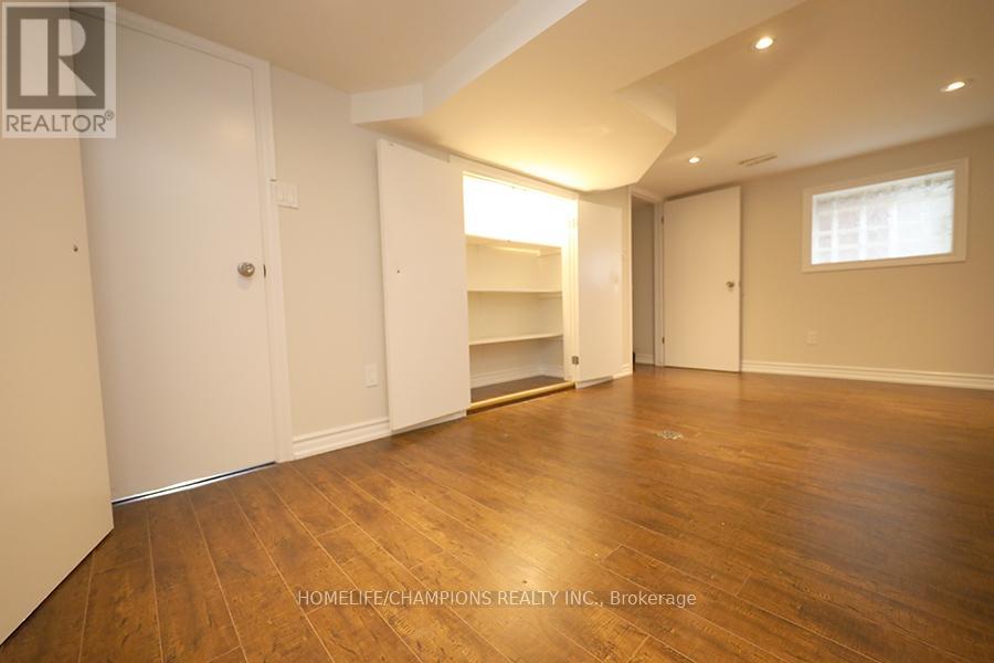1444 Dundas Street E, Toronto, Ontario  M4M 1S8 - Photo 2 - E13049580