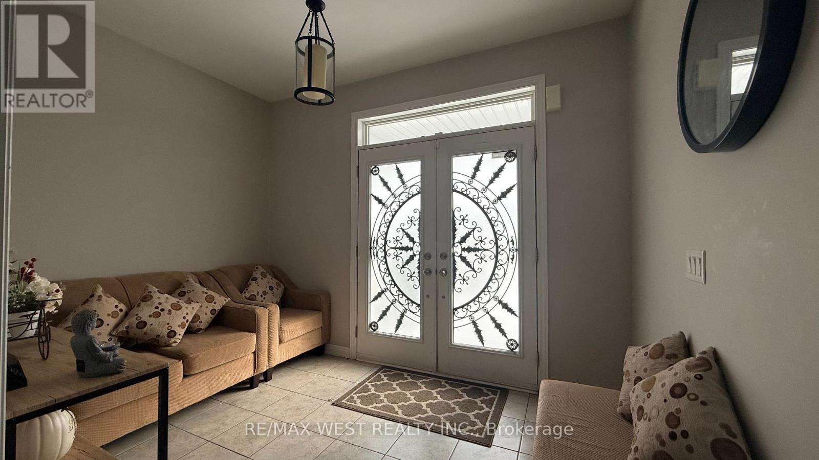 124 Johnson Drive, Shelburne, Ontario  L9V 3V9 - Photo 2 - X12778728