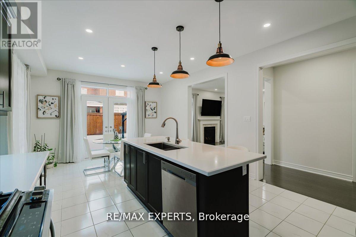 43 Lewis Avenue, Bradford West Gwillimbury (Bradford), Ontario  L3Z 0X2 - Photo 22 - N13049440