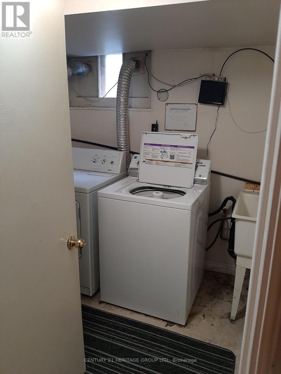 Basement - 95 Lucas Street, Richmond Hill (Mill Pond), Ontario  L4C 4P4 - Photo 8 - N13049444