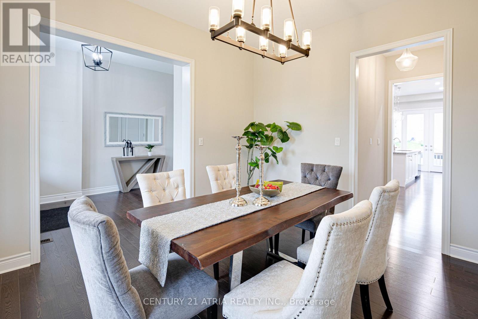 19 Match Point Court, Aurora, Ontario  L4G 3J1 - Photo 10 - N13049496