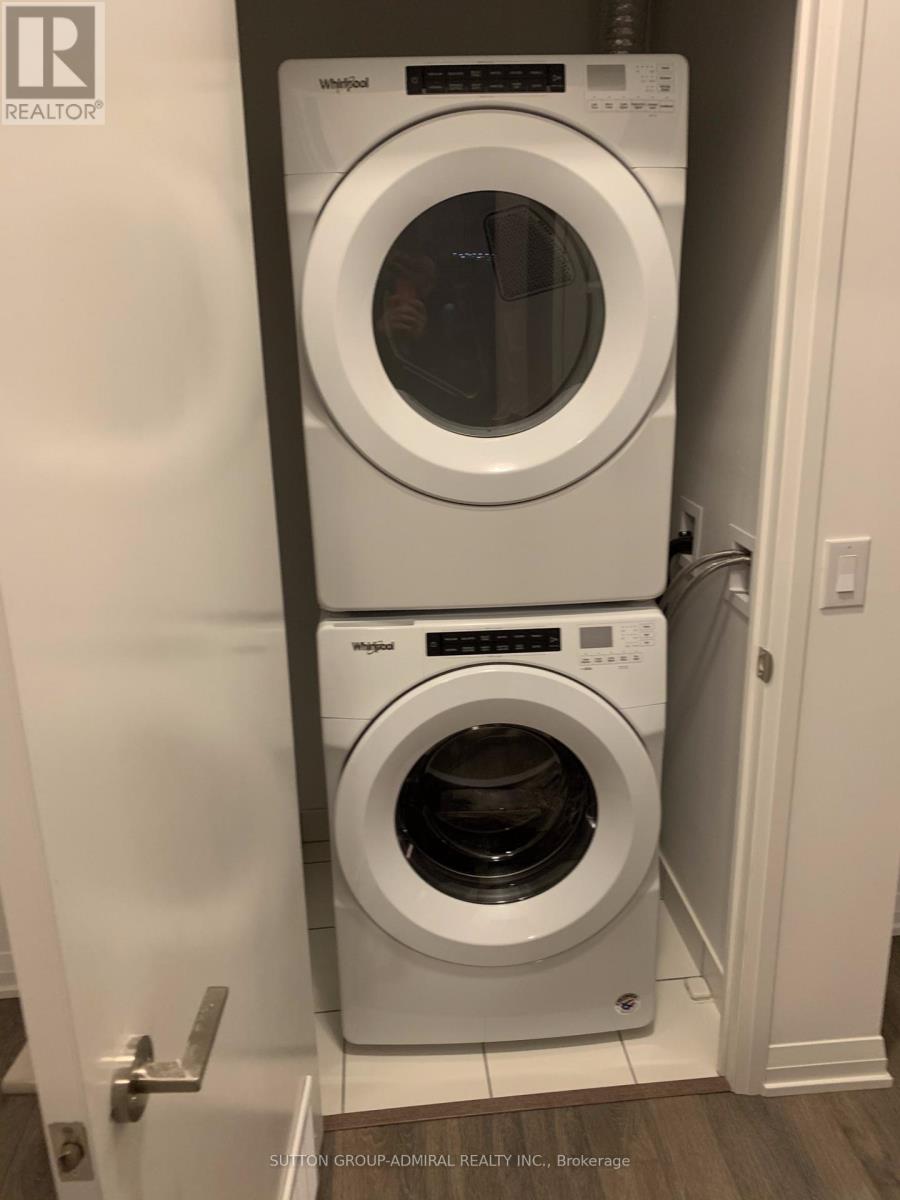 829 - 99 Eagle Rock Way, Vaughan (Maple), Ontario  L6A 5A7 - Photo 4 - N13049576