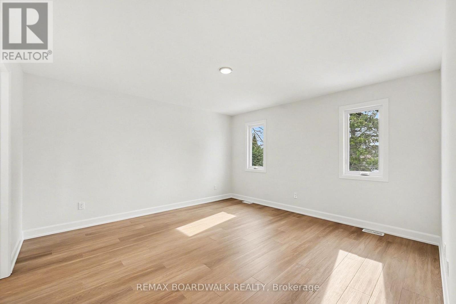 108 Dove House Gardens, Russell, Ontario  K4R 1E5 - Photo 13 - X12923898