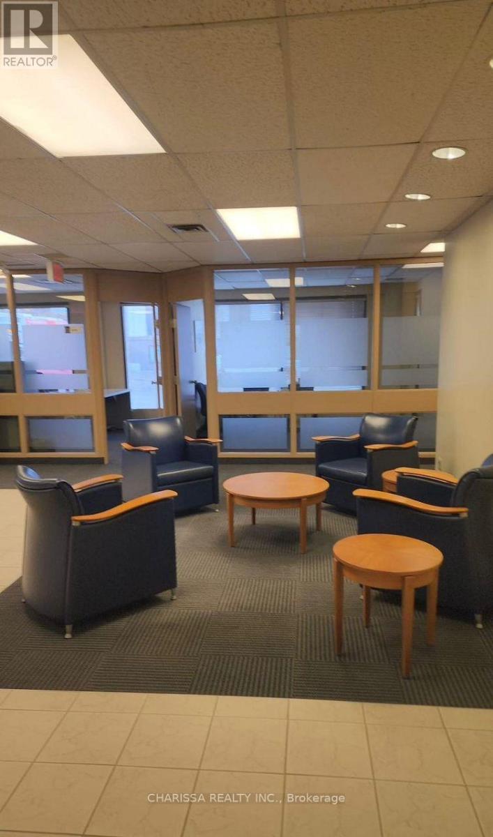 22 Clapperton Street, Barrie (City Centre), Ontario  L4M 1G4 - Photo 3 - S13049454