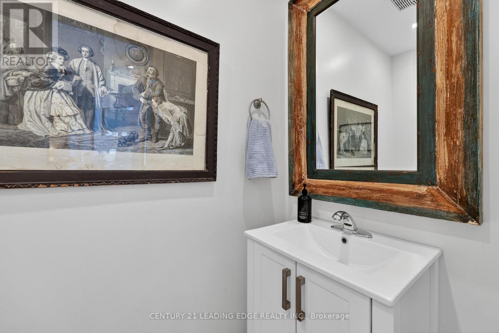 29 St. Clair Street, Collingwood, Ontario  L9Y 5N5 - Photo 19 - S13049466