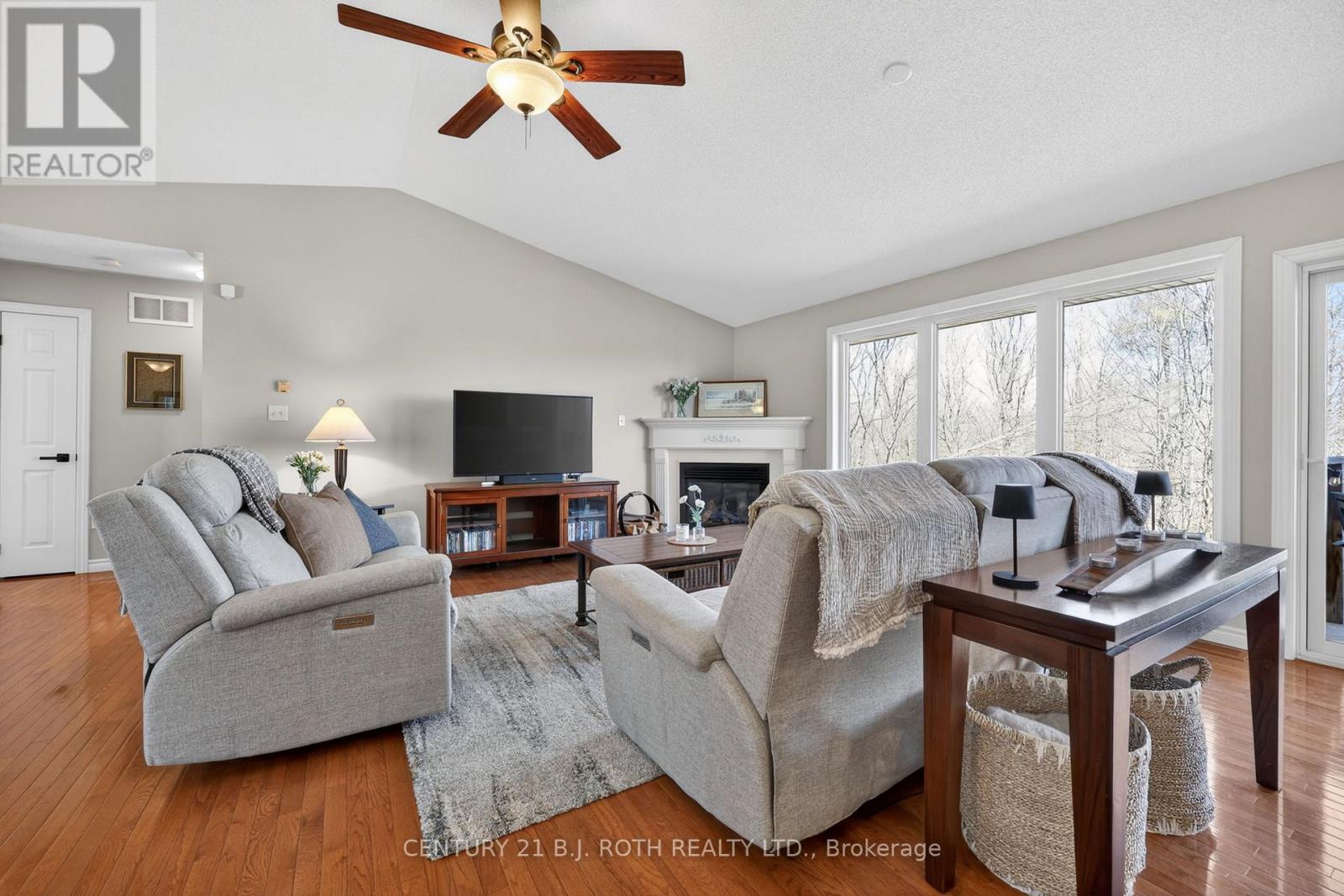 41 Ironwood Trail, Oro-Medonte (Sugarbush), Ontario  L0K 1E0 - Photo 5 - S13049532