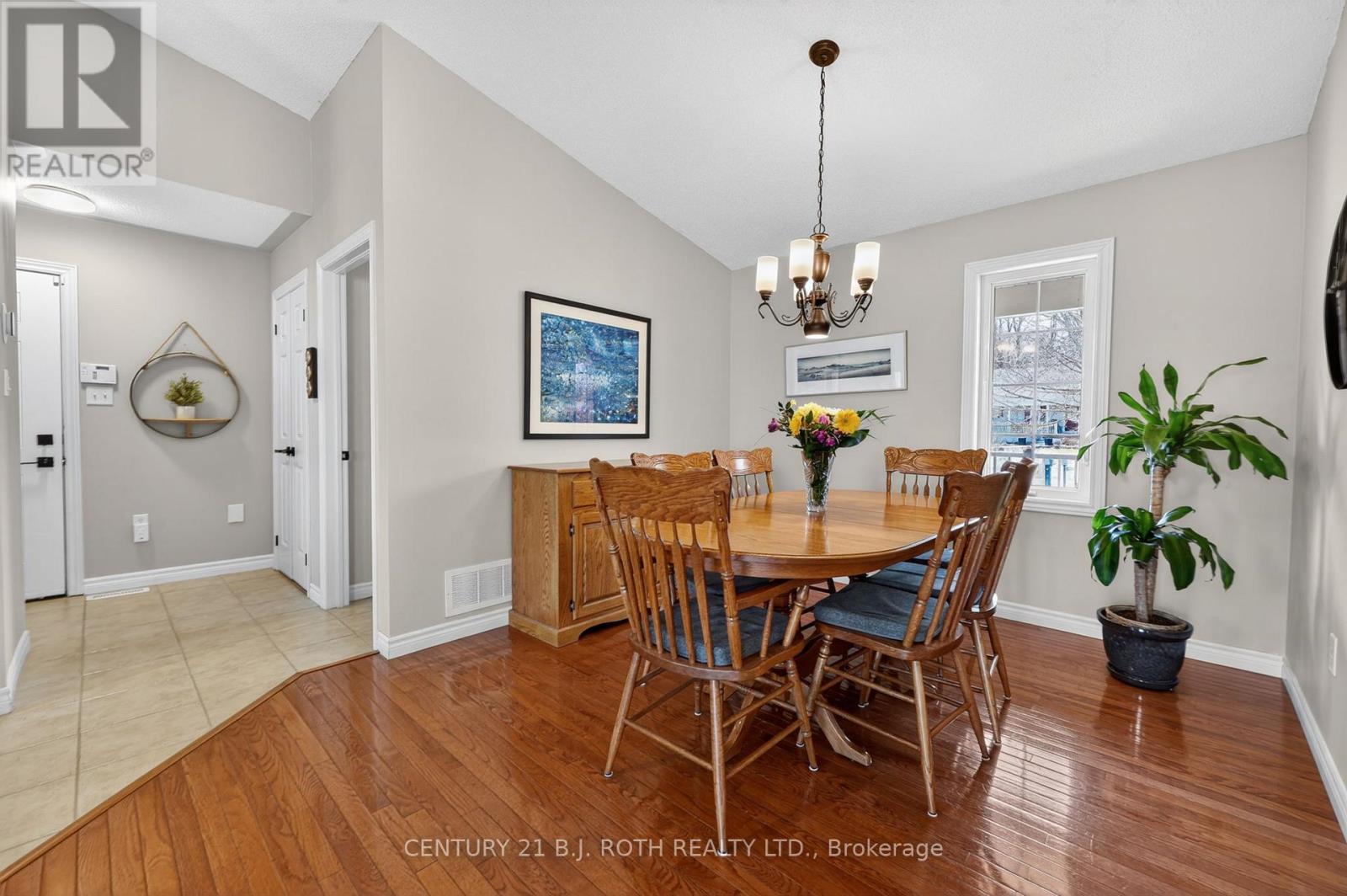 41 Ironwood Trail, Oro-Medonte (Sugarbush), Ontario  L0K 1E0 - Photo 8 - S13049532