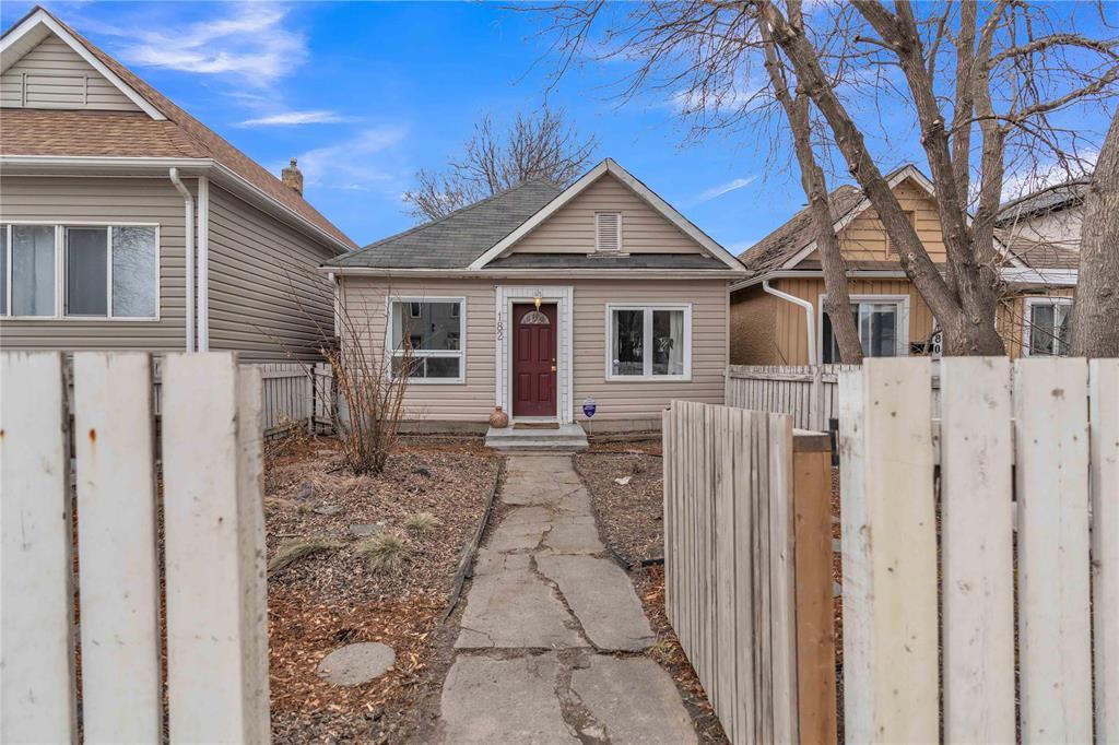 182 Johnson Avenue W, Winnipeg, Manitoba  R2L 0H6 - Photo 0 - 202608389