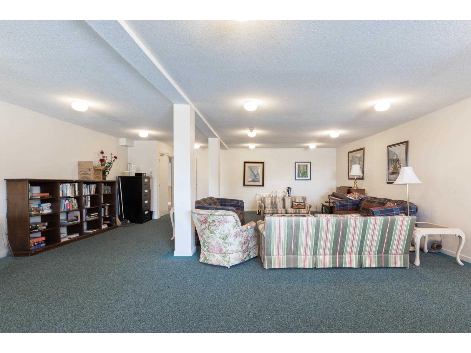 206 1447 Best Street, White Rock, British Columbia  V4B 4E5 - Photo 37 - R3113090