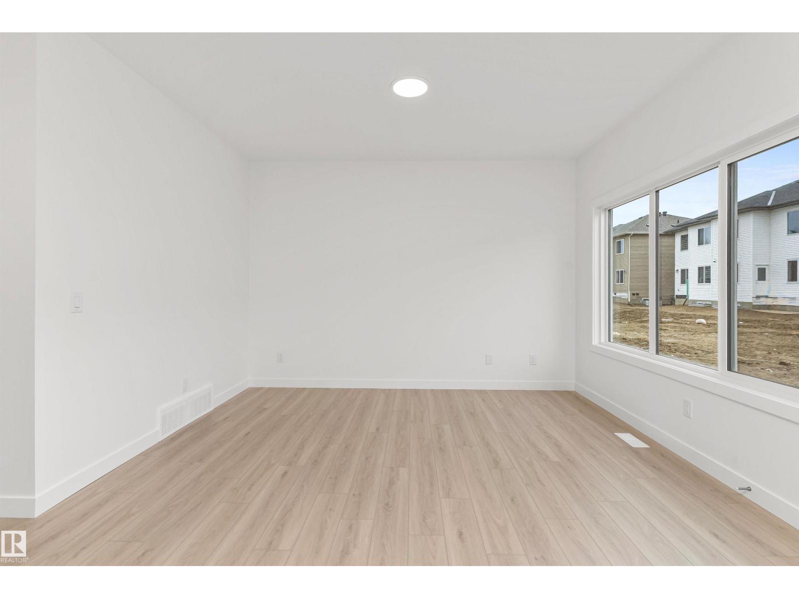 930 18 Av NW, Edmonton, Alberta  T6T 2X4 - Photo 8 - E4473794