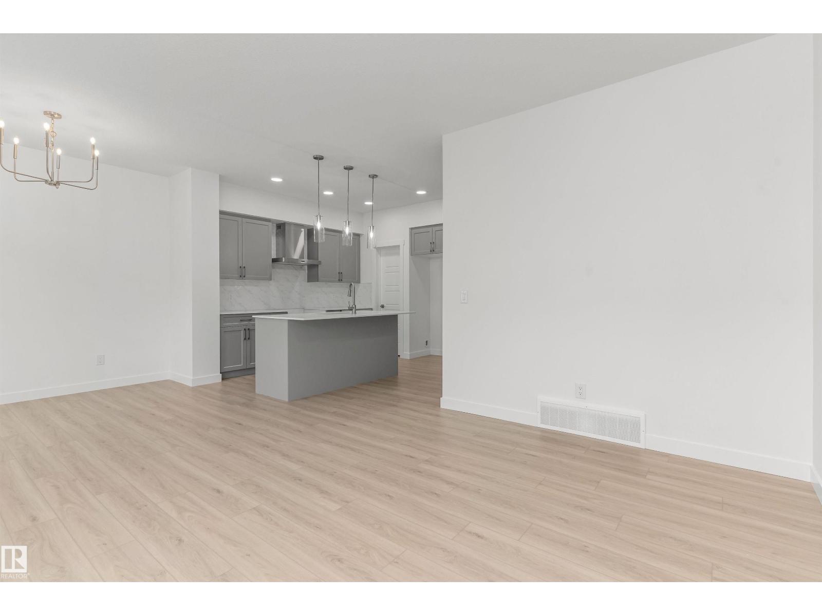 930 18 Av NW, Edmonton, Alberta  T6T 2X4 - Photo 10 - E4473794