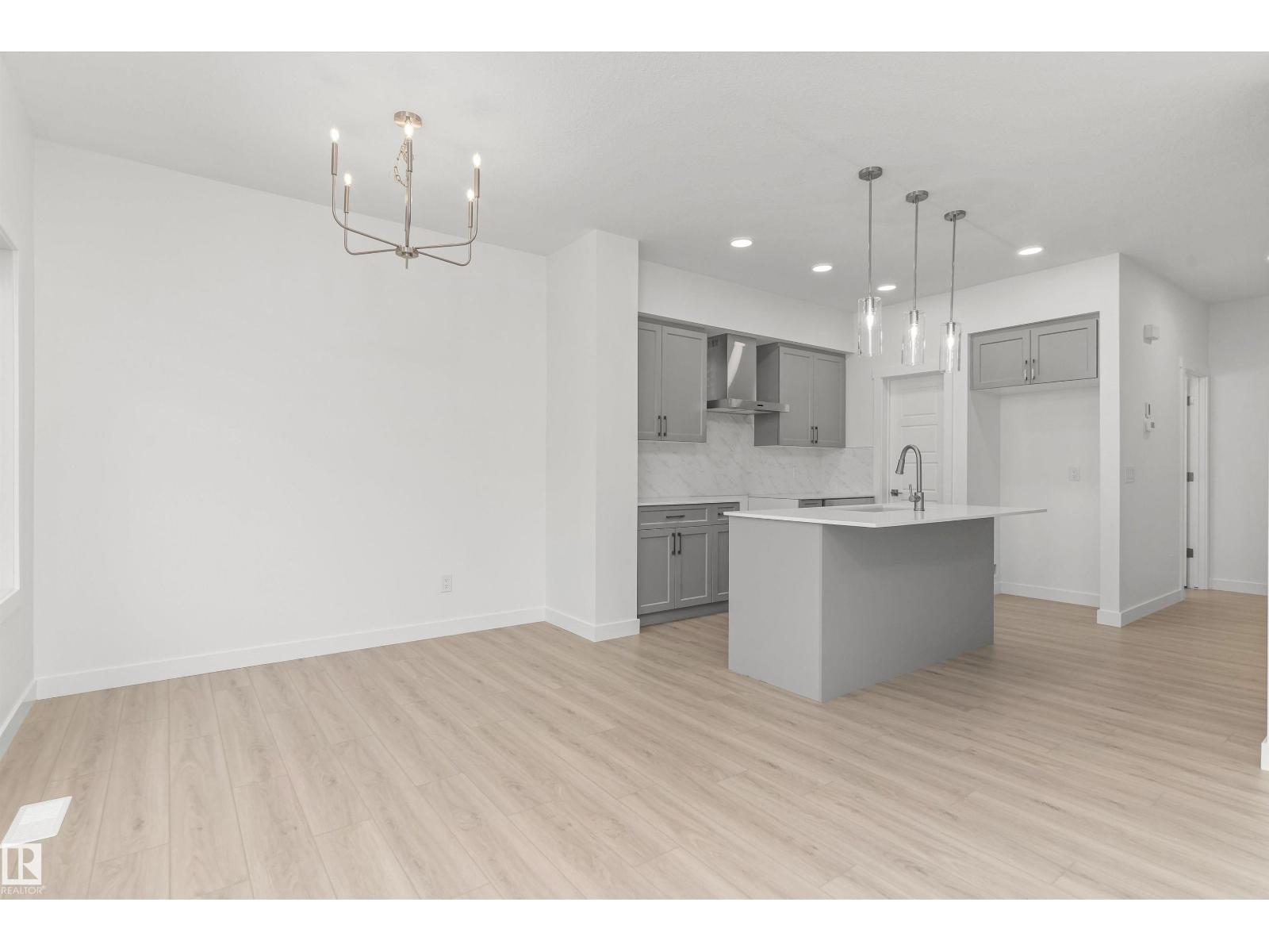 930 18 Av NW, Edmonton, Alberta  T6T 2X4 - Photo 12 - E4473794