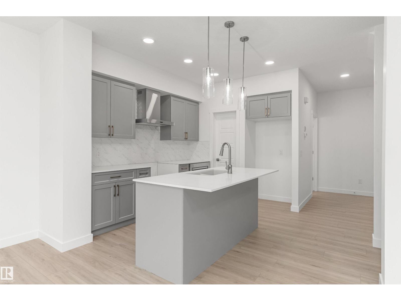 930 18 Av NW, Edmonton, Alberta  T6T 2X4 - Photo 15 - E4473794