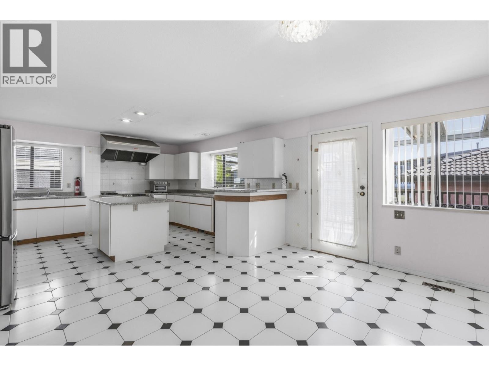 2778 E 47th Avenue, Vancouver, British Columbia  V5S 1C5 - Photo 15 - R3116081