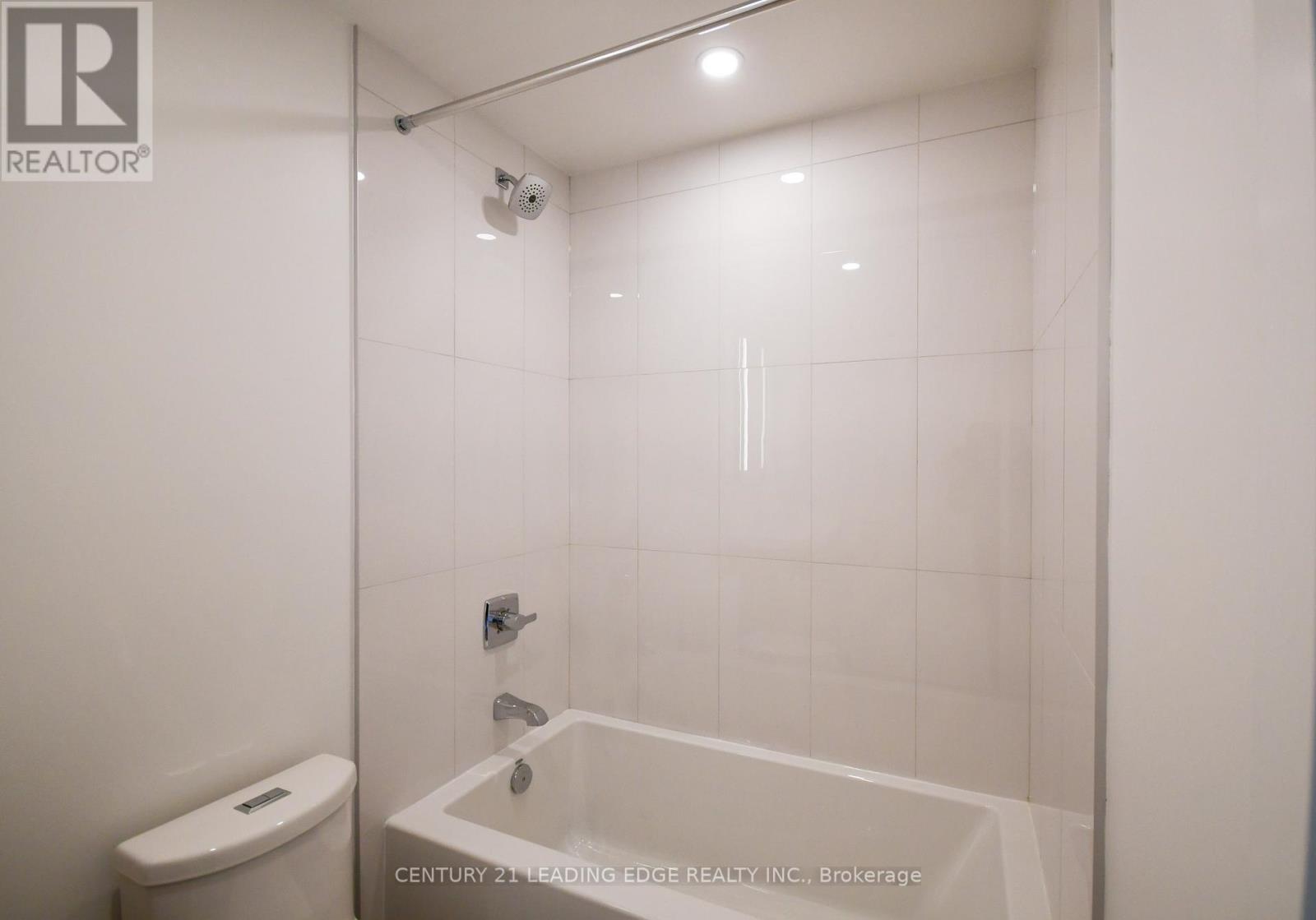 Ph10 - 60 Central Park Roadway, Toronto, Ontario  M9A 0E6 - Photo 12 - W13049452