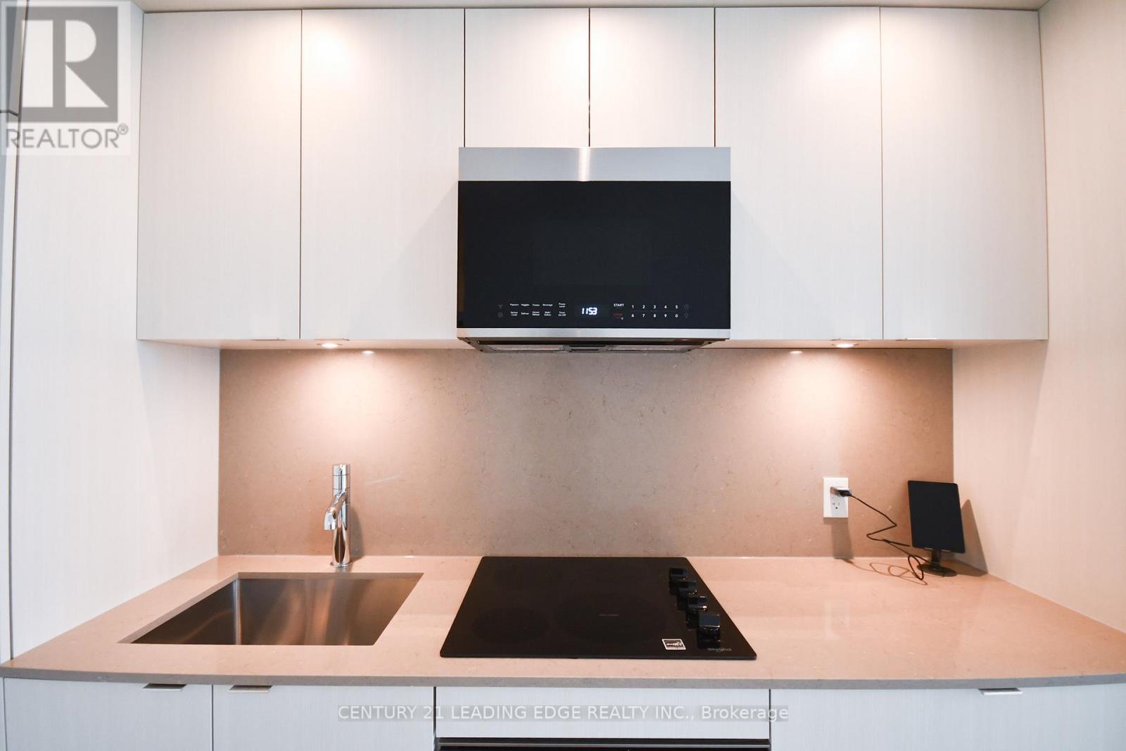 Ph10 - 60 Central Park Roadway, Toronto, Ontario  M9A 0E6 - Photo 18 - W13049452